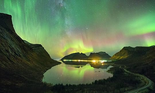 Aurora and milky way Bergsbotn Adrien Mauduit