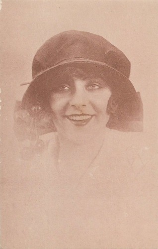 Yvonne Printemps