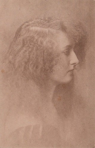 Agnes Souret