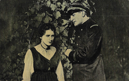 Yvette Andreyor and René Cresté in La déserteuse (1917)