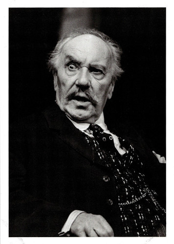 Ralph Richardson in Inner Voices (1983)