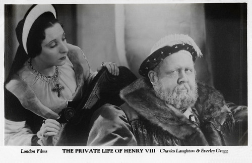 Charles Laughton and Everley Gregg in The Private Life of Henry VIII. (1933)