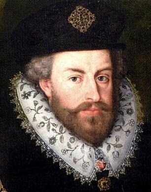 sir+christopher+hatton+split+ruff.jpg