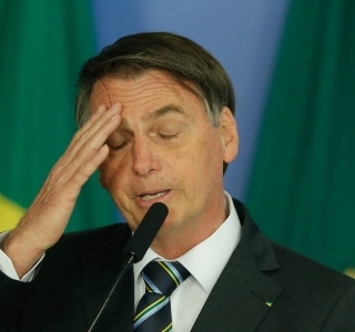 Resultado de imagem para bolsonaro domingo estadão