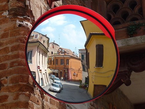 Ferrara, The Mirror