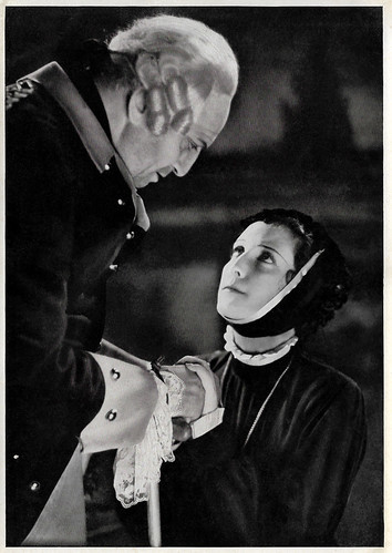 Theodor Loos and Dorothea Wieck in Trenck - Der Roman einer großen Liebe (1932)