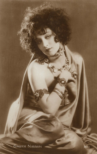 Greta Nissen in The Wanderer (1925)