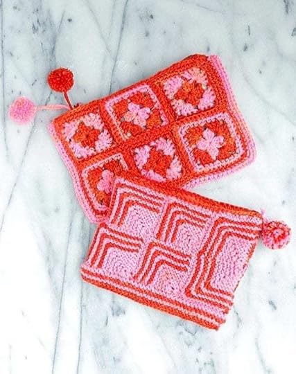 YarnYAY! April knitting and crochet projects: Hip to Be Square Bags