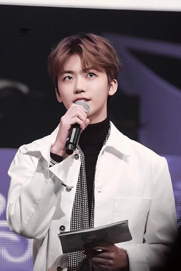 Jaemin who has gotten so much more handsome ~ pannatic
