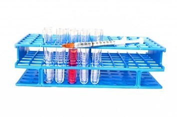 plastic-syringe-and-test-tubes-2020-04-14-10-10.jpg