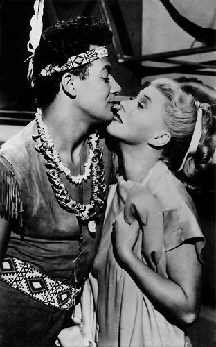 Cornel Wilde and Ginger Rogers in It Had To Be You (1947)