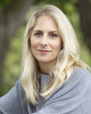 Elise Hooper
