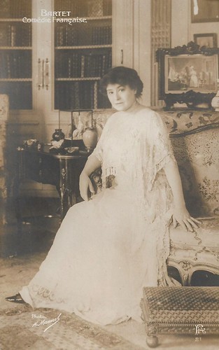 Julia Bartet