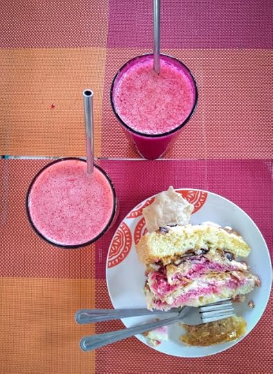 Raspberry cake and smoothies in Futaleufú, Chile