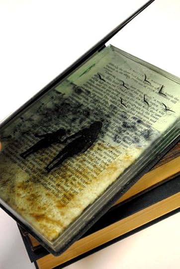 Fused_glass-book-sculpture-by-AlexBlakeyDesign