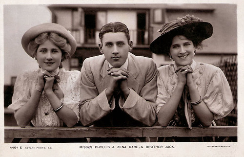 Phyllis, Jack and Zena Dare