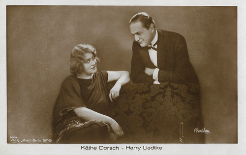 Käthe Dorsch and Harry Liedtke in Muß die Frau Mutter werden (1924)