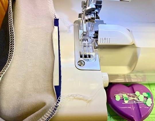 NEW! Colorblocked Turtleneck Scarf Sewing Tutorial by Nancy Zieman Productions