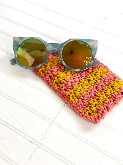 Lemon Peel Stitch Sunglass Case by Vickie Howell