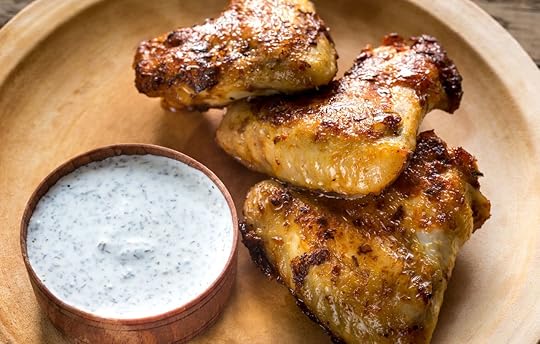 Fried chicken wings with sauce