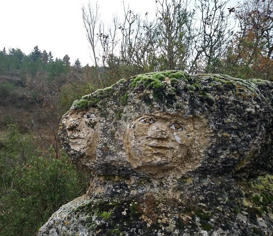 La imagen tiene un atributo ALT vacío; su nombre de archivo es miradas-2.jpg