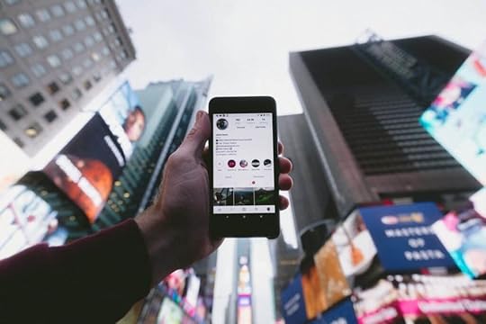 Top 15 Instagram Tools for Marketing