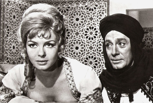 Michèle Mercier and Jean-Claude Pascal in Angélique et le sultan.