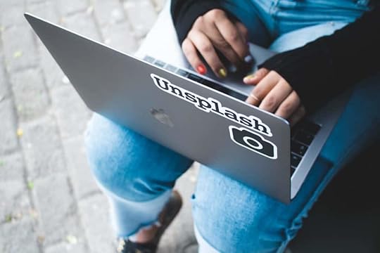 Top 10 Resources Where to Download Free Images for Blogs unsplash