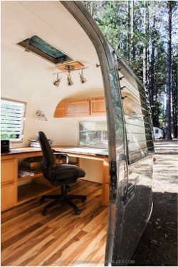 Futurist Speaker Thomas Frey Blog: Establishing Mobile Base Operations