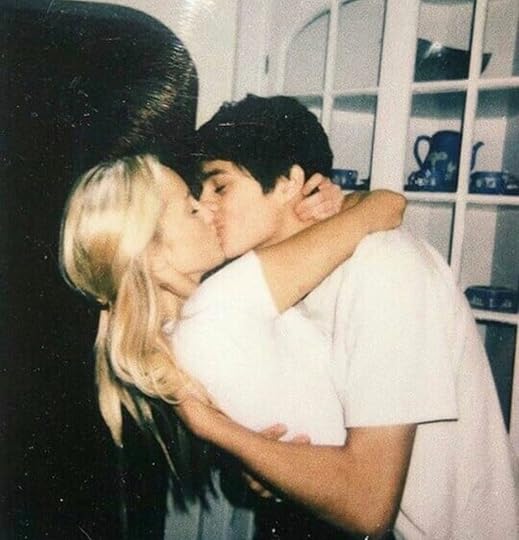 couple, love, and kiss image