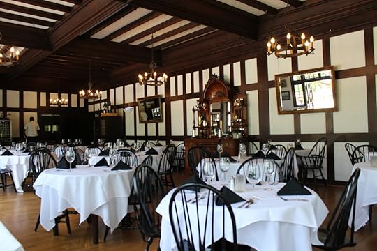 Benbow Inn dining room, Garberville.