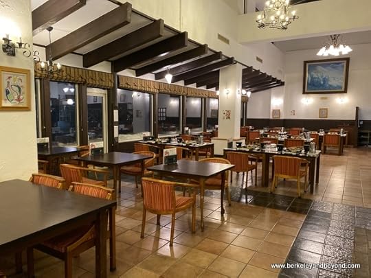 dining room at Hotel Jogakura in Amori, Japan