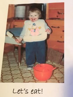 baby with a spatula, let's eat