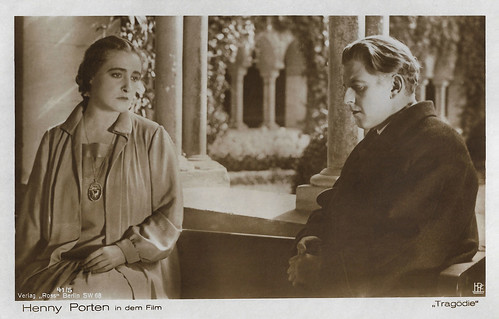 Henny Porten and Walter Janssen in Tragödie (1925)