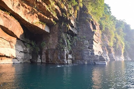 Changing color of the water,Umngot River,Dawki