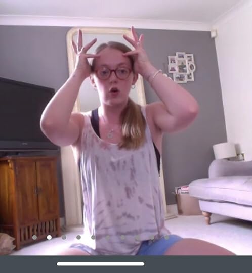 While demonstrating the “crown hands” which are brought to the forehead, Byrne commented “In the show, it’s horrible because you’re sweating buckets and you don’t want to touch anything to your face – but then the choreographer comes and is like ‘NONE OF YOU WERE TOUCHING YOUR FINGERS ON YOUR CROWN HANDS’ –so she’s really picky about it.”