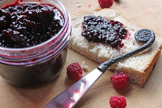 Blackberry Chambord Jam || Hitchhiking to Heaven