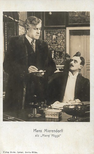 Hans Mierendorff as Harry Higgs