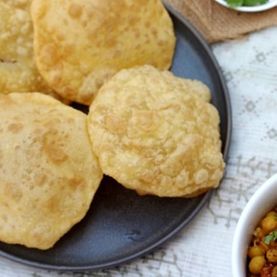 Poori – Perfect Indian Fried Puffed Breads