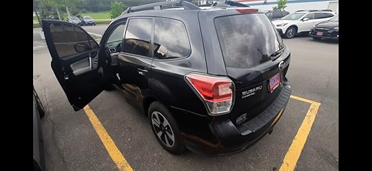 subaru-forester-black