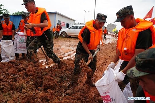 CHINA-JIANGXI-POYANG-FLOOD-ARMED POLICE-RESCUE (CN)