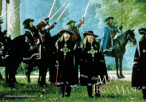 Gérard Depardieu and Jeremy Iron in The Man in the Iron Mask (1998)