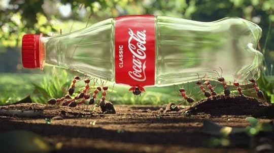 Рекламная кампания Кока-Колы об утилизации пластика для их бутылок. "Coca-Cola is pushing a big sustainability message in its latest marketing campaign." Image / YouTube