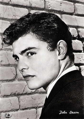 John Saxon (1935-2020)