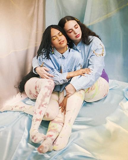 Vintage Shopping Tips From the Founder of a Plus-Size Vintage Store