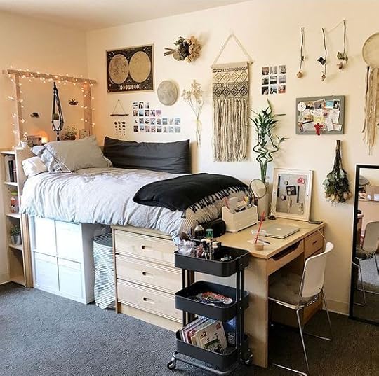 26 Best Dorm Room Ideas That Will Transform Your Room - By Sophia Lee | College bedroom decor, College dorm room decor, Dorm room diy