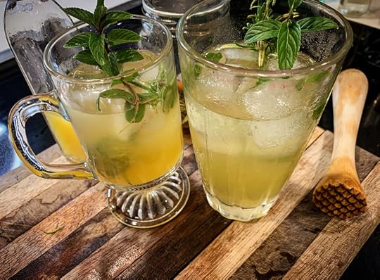 SagLunar_TomCollins4