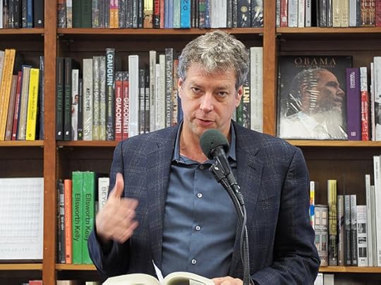 800px-Michael-Scott-Moore-7280005