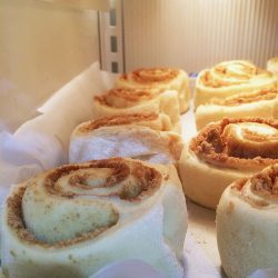 cinnamon rolls in freezer