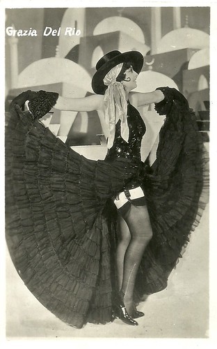 Grazia del Rio as Spanish dancer